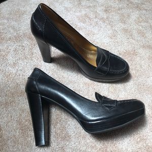 Marc Fisher Leather Black Pumps